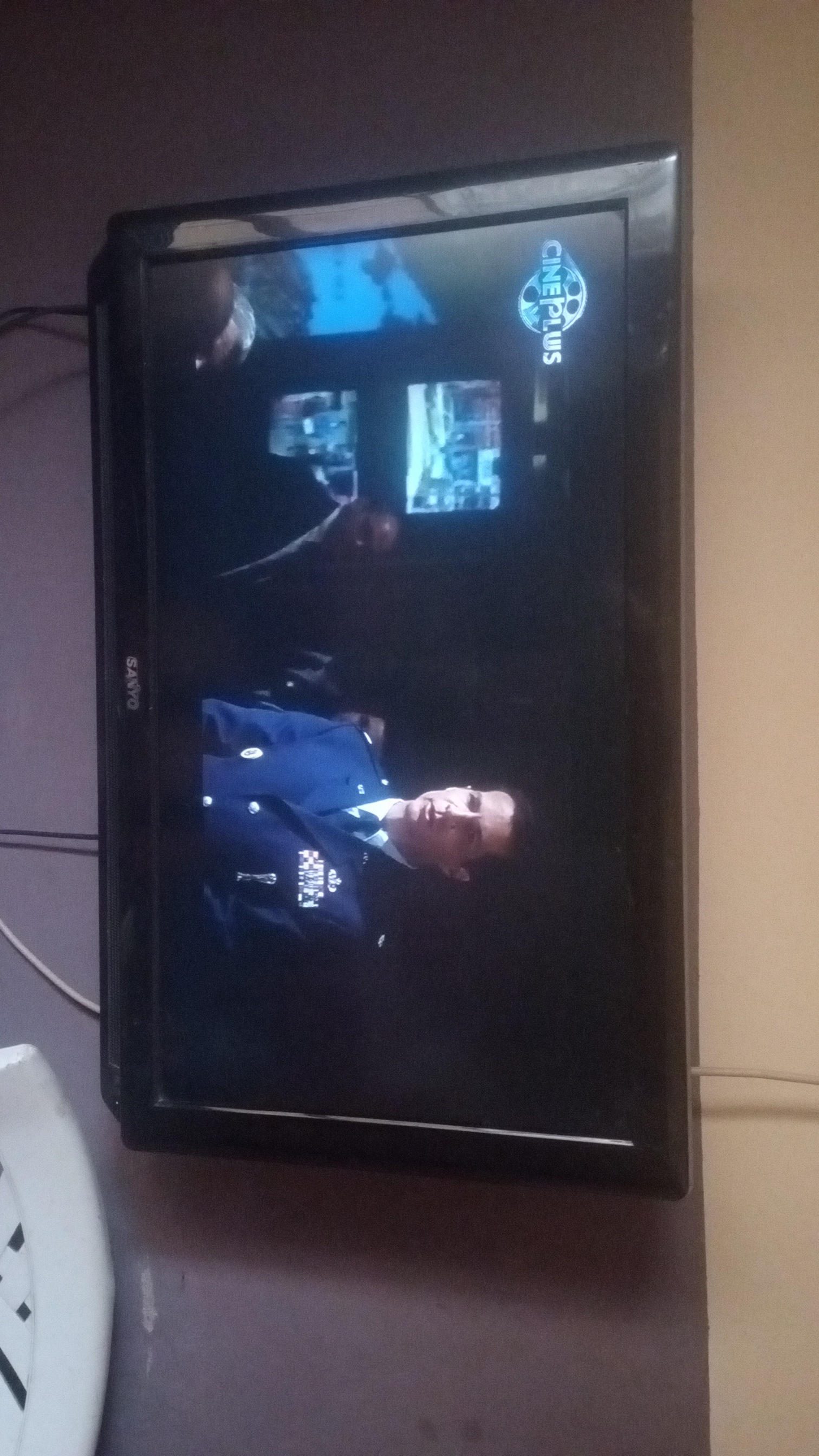 Sanyo 32 inches lcd