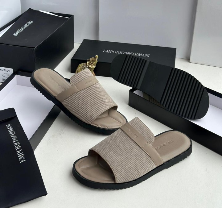 Emperio armani slides