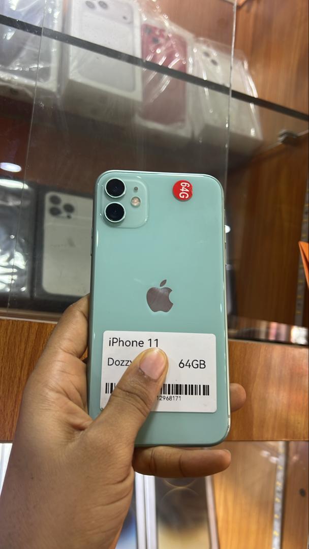 IPHONE 11
